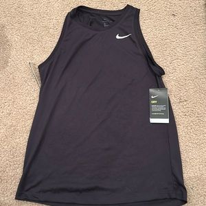 NWT NIKE Black Tee Size S